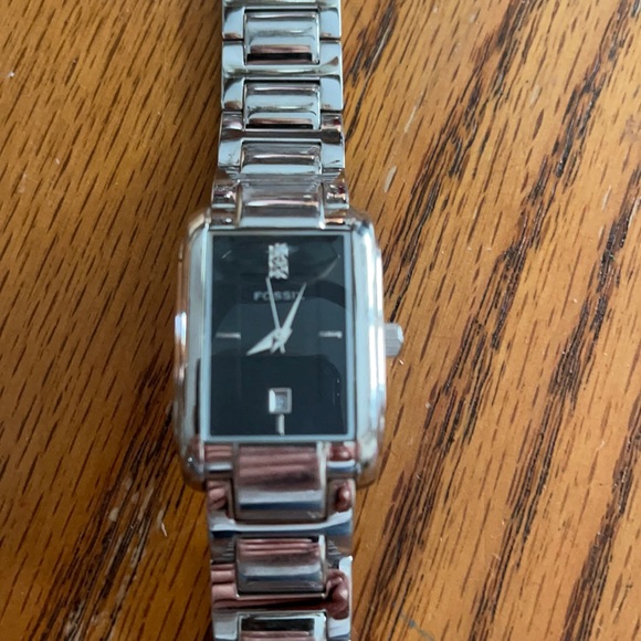 Fossil 1876 date time watch - Picture 1 of 3